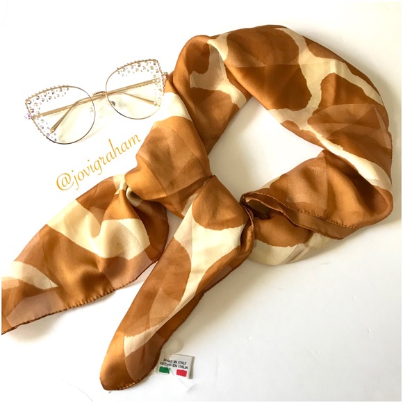 🌸HP🌸 SYMPHONY Vintage Animal Print Scarf - Picture 2 of 8